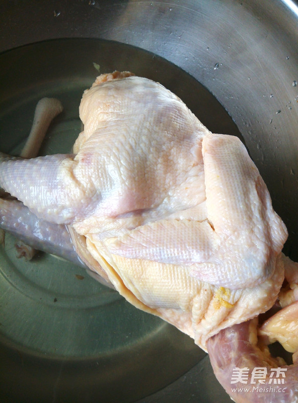 小鸡炖蘑菇的做法