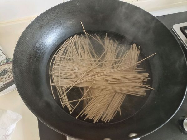 日式凉拌荞麦面