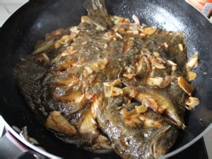 怎么做干锅多宝鱼