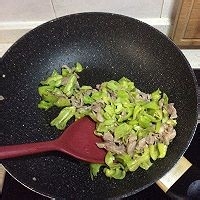 怎么做青椒炒肉片