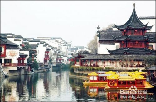 南京哪里有好吃好玩的地方——几个美食街