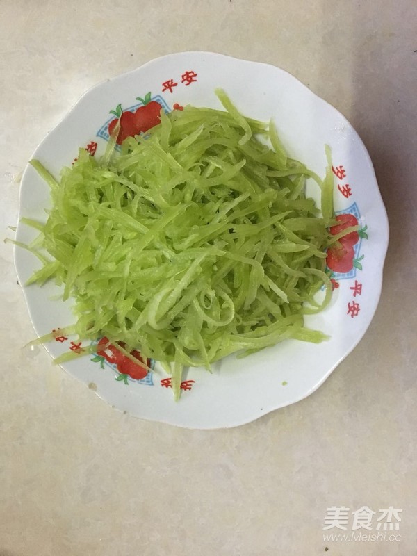 莴笋炒肉丝的做法