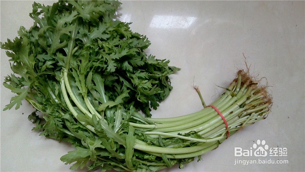 简易芝麻酱拌蒿子杆