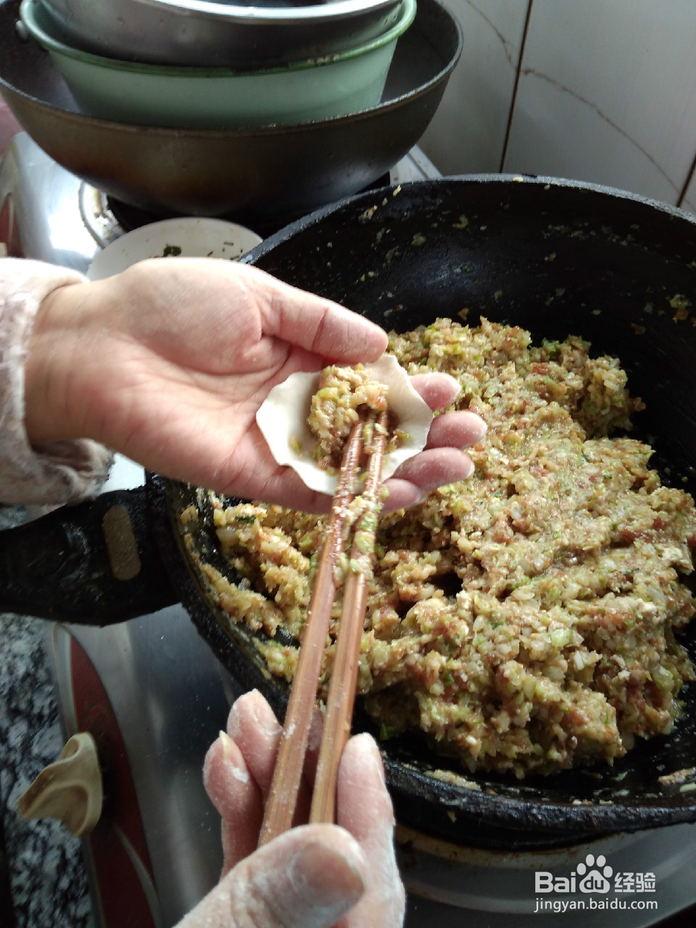 包白菜陷水饺技巧
