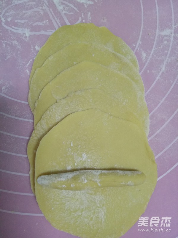 黄玫瑰馒头的做法