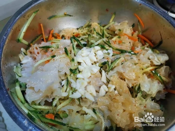 如何制作凉拌银耳