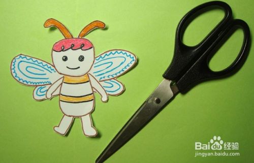 如何用纸杯制作一个小蜜蜂