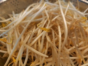 水煮巴沙鱼的做法