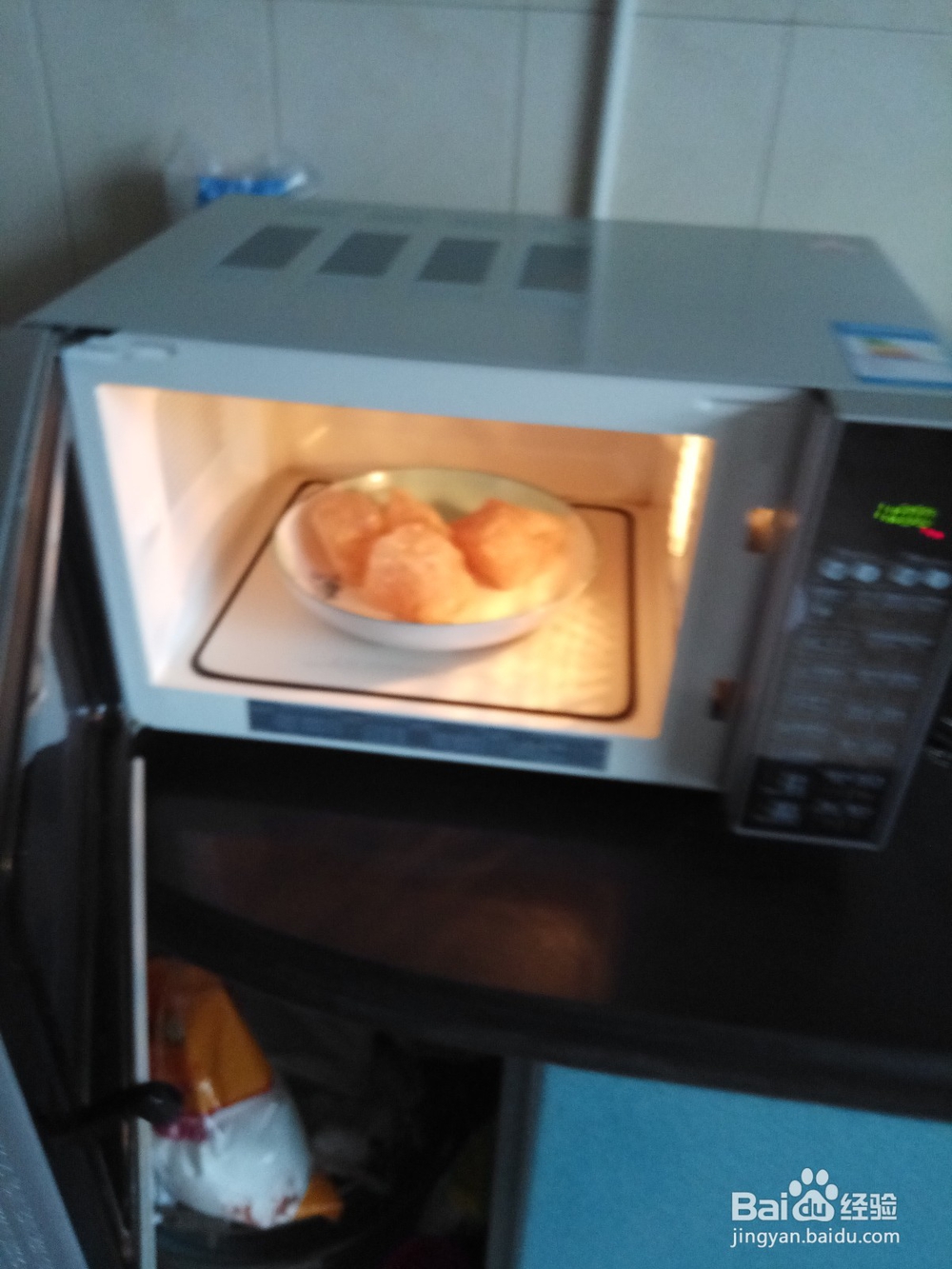 如何把大块冰糖弄碎？