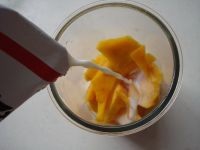 延缓衰老的黄桃冰棍