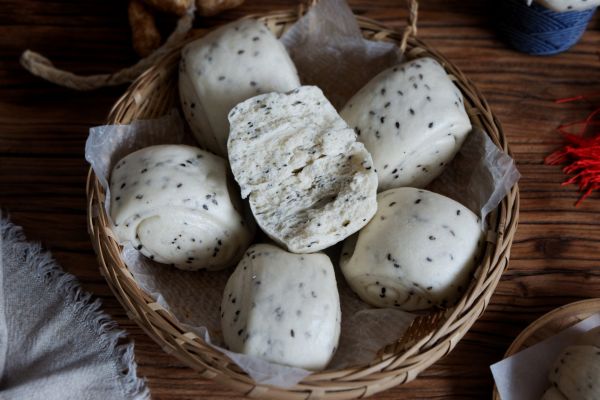 黑芝麻刀切馒头