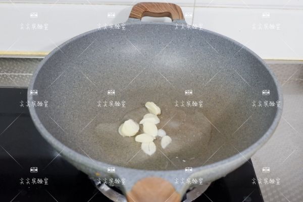 素炒包菜胡萝卜