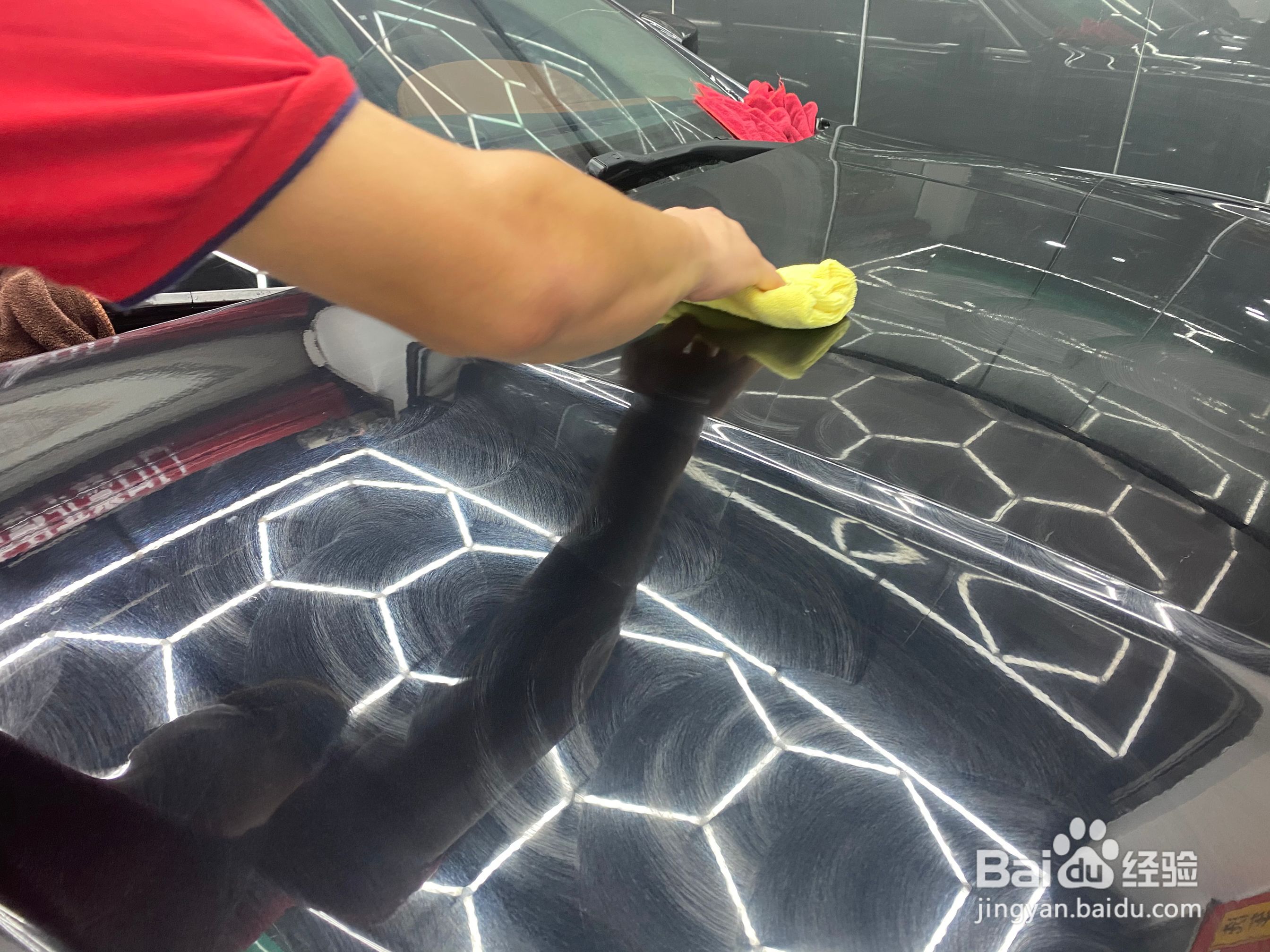 汽车如何打蜡？