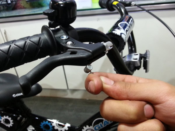 儿童自行车怎样组装