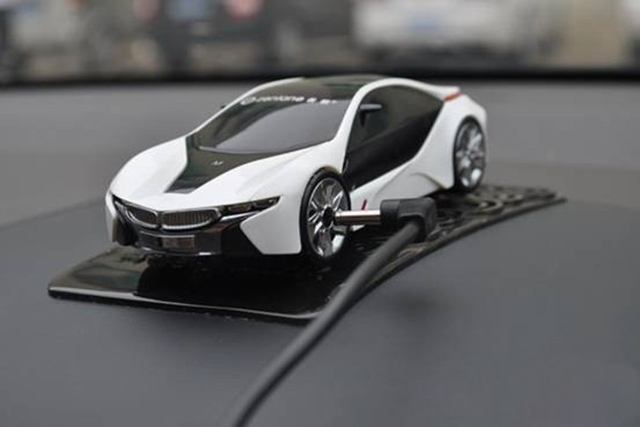 汽车装导航电子狗违法吗？交警管吗