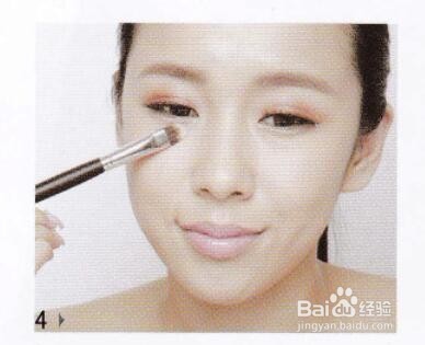 如何画带有光泽感的底妆