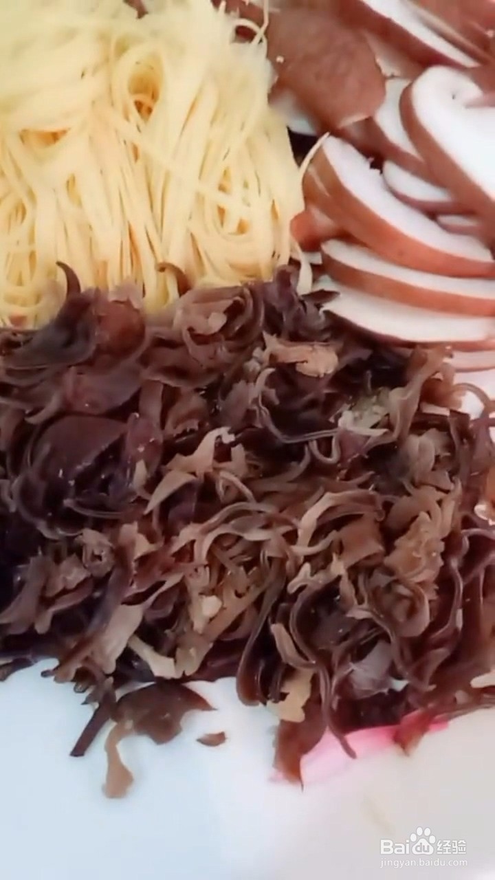 如何自制美味好喝的家常酸辣汤