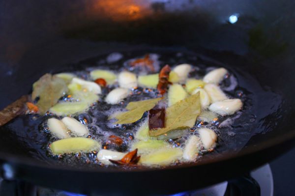 番茄牛肉炖土豆