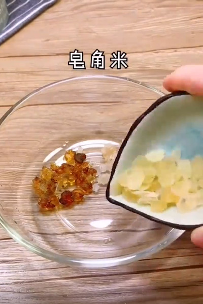 桃胶炖奶怎么做