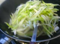 泡椒芹菜牛肉丝