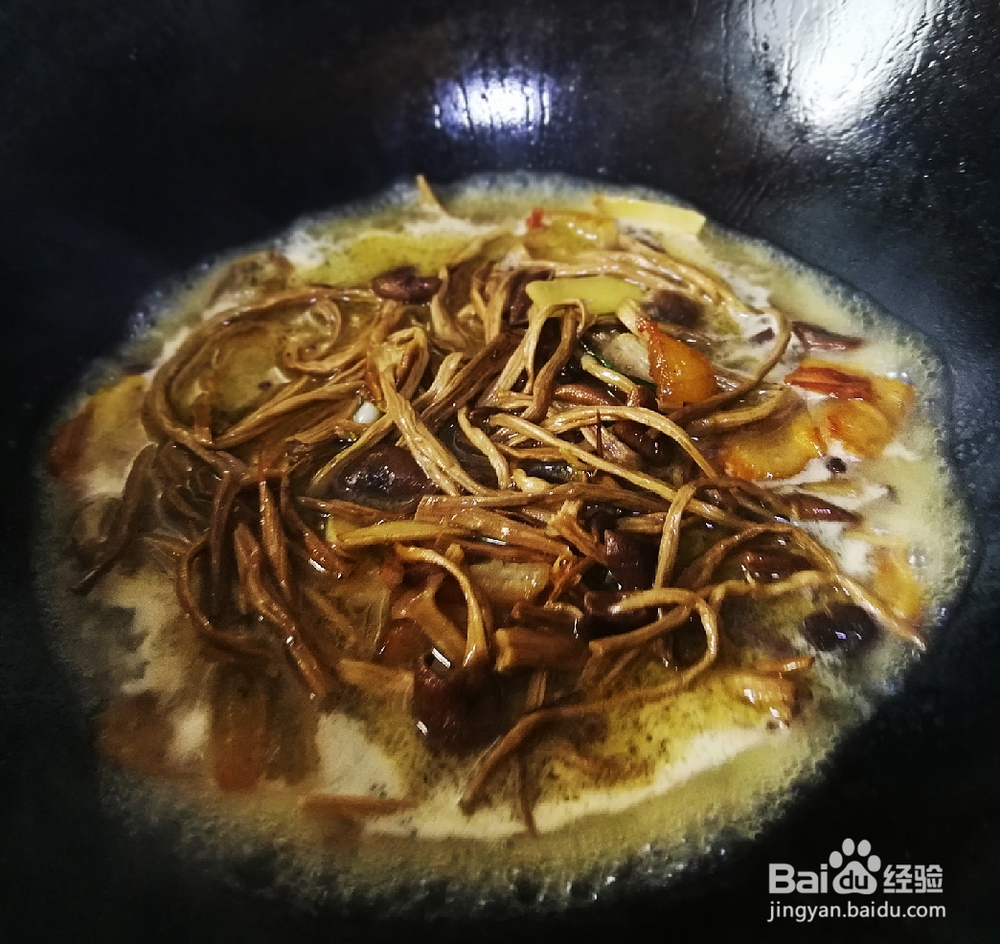 比较好吃的腊肉茶树菇