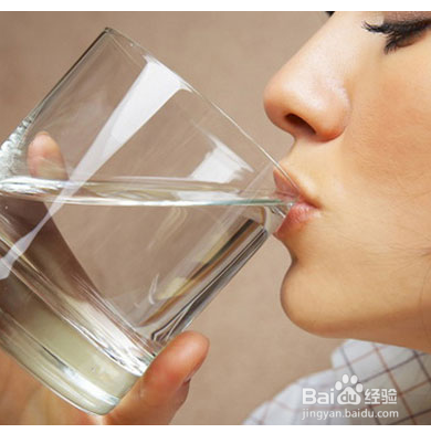 日常生活中如何保养指甲?