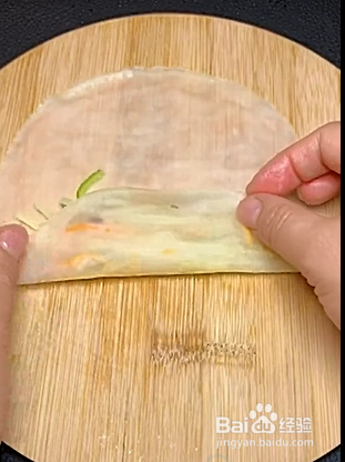 如何用饺子皮做美食