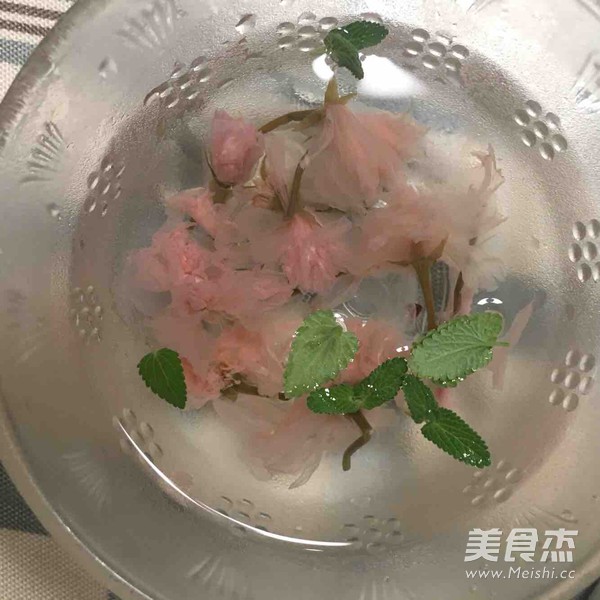 樱花酸奶慕斯
