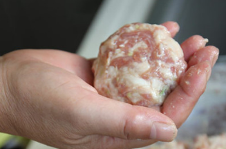 红烧大狮子头的做法