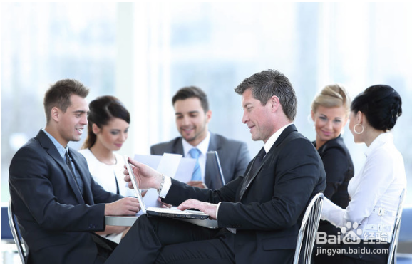 领导送一盒茶叶给我，我应该怎么回礼？