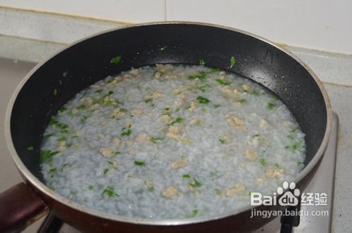 美味宝宝辅食：青菜鸡肉大米粥