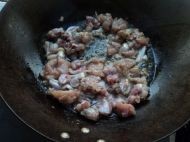 红烧牛蛙的做法