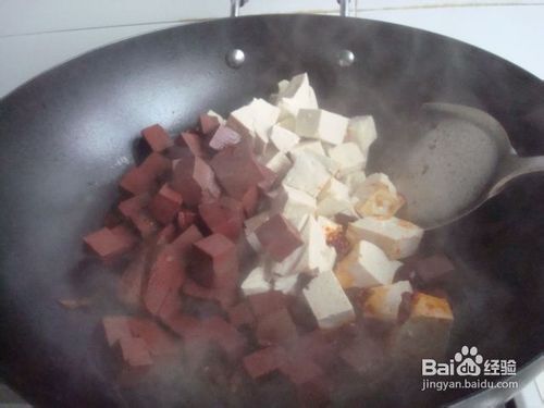 麻辣鲜香的红白豆腐