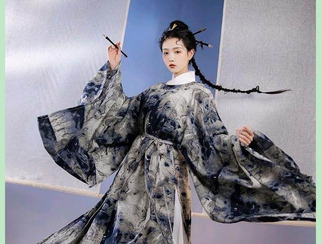 卿如故汉服是正的吗
