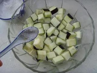 老北京茄丁面的做法