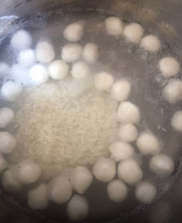 醪糟枸杞汤圆鸡蛋