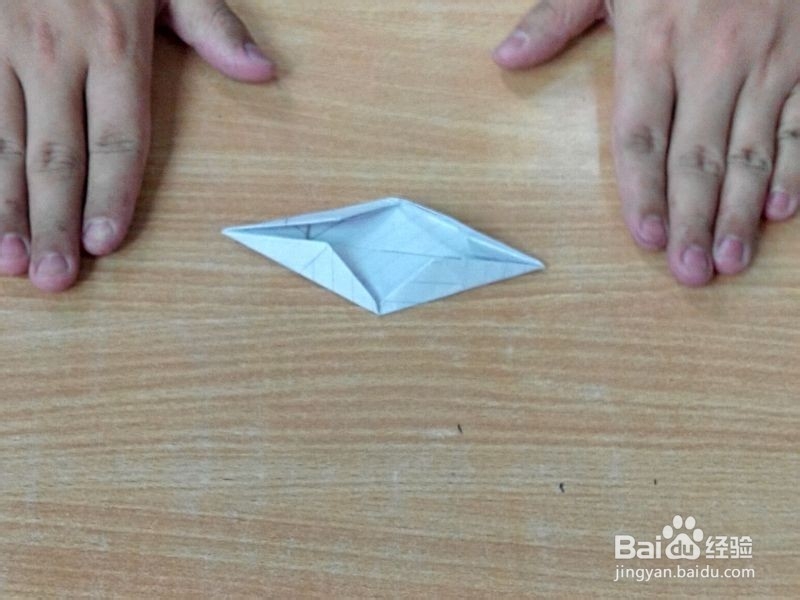 如何折一个乌篷船?