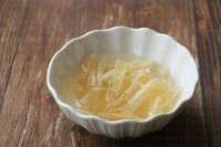 银耳莲子炖花 的做法