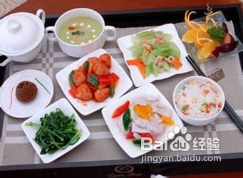 坐月子吃什么好雷允上月子煲姆月子餐怎么样