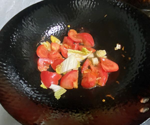 西红柿炒娃娃菜