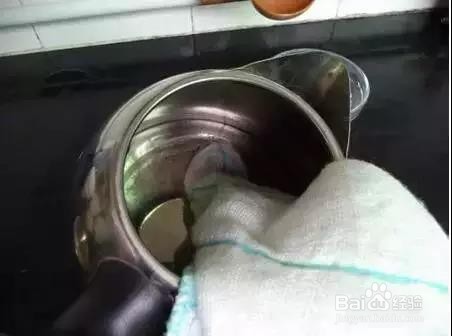 清理热水壶水垢的几个小妙招？