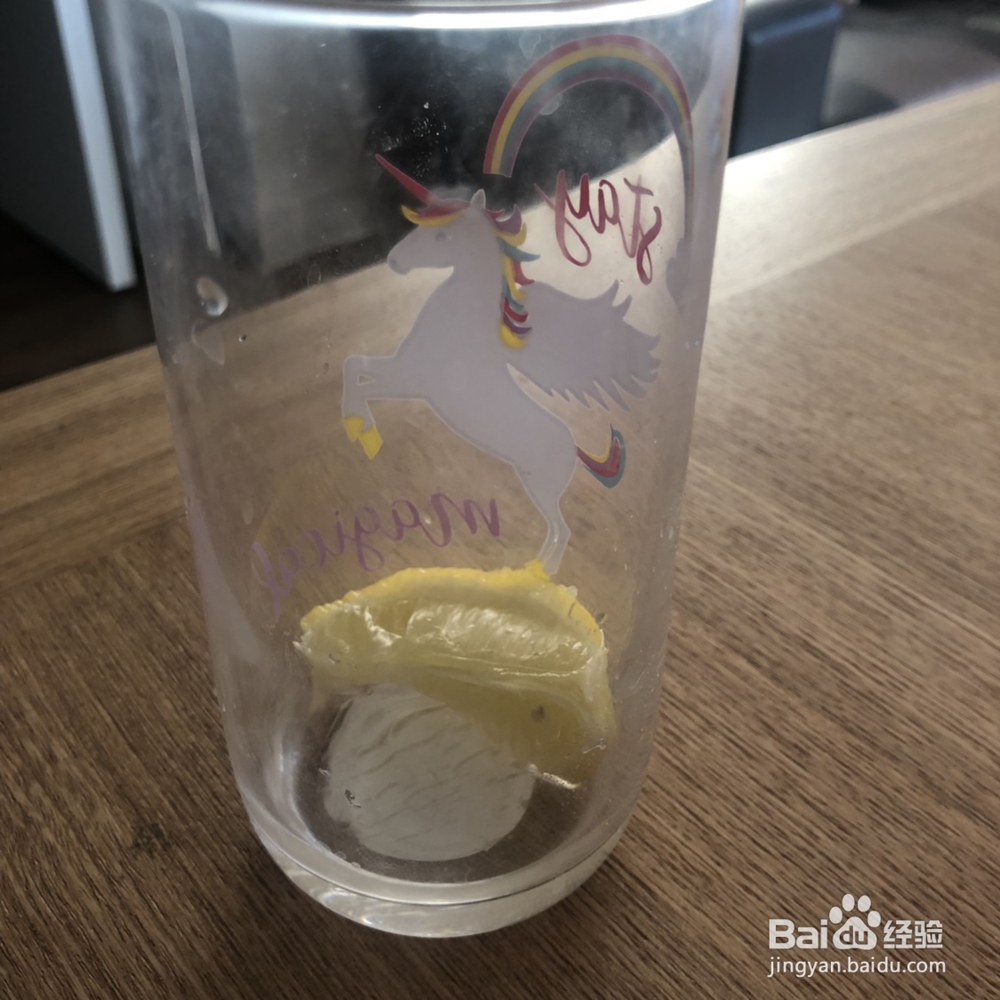 看完就会的玫瑰薄荷苏打水