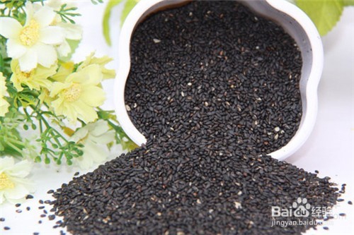 秋季养生经常吃这7种食物，皮肤会变得白嫩光滑