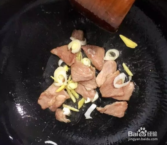 山药炖肉的做法