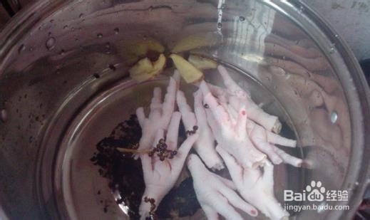 如何做美味的烤鸡爪