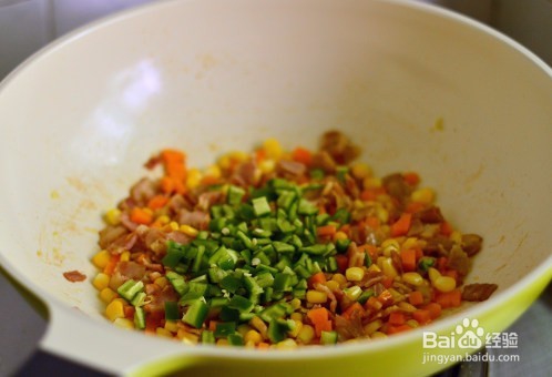 家常版培根炒饭是如何做的？