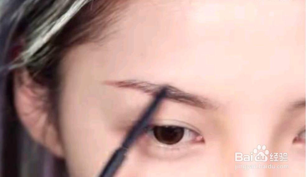 怎么简单化妆?为什么要化妆?化妆需要什么工具