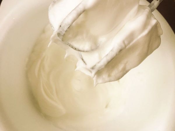 蔓越莓蛋糕奶油卷