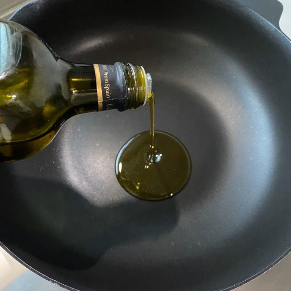 草菇青笋炒腊肉