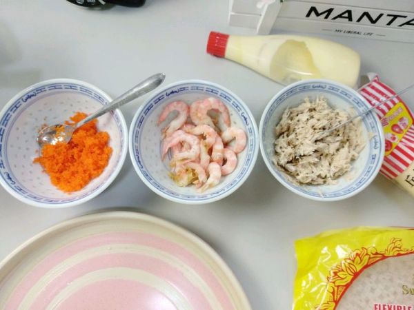 鱼籽酱越南春卷寿司
